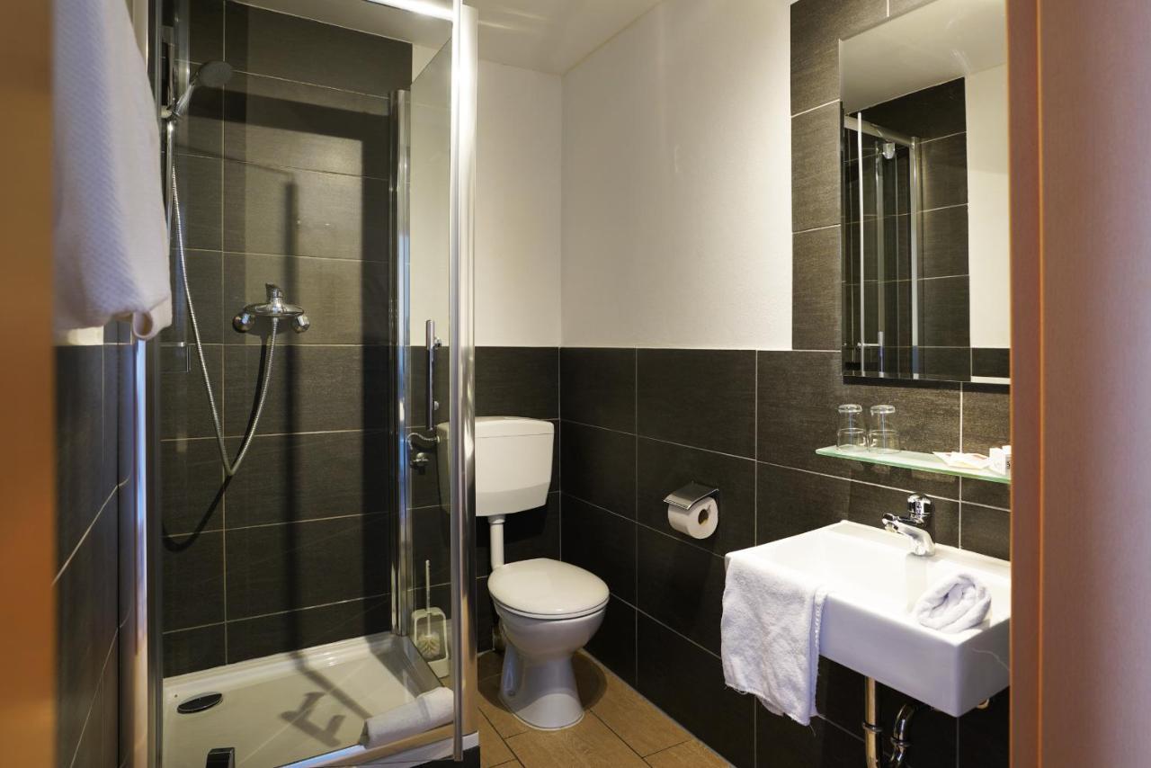 Hotel Gasthof Metzgerei Lamm - Benedikt Rueckel Geiselwind Εξωτερικό φωτογραφία