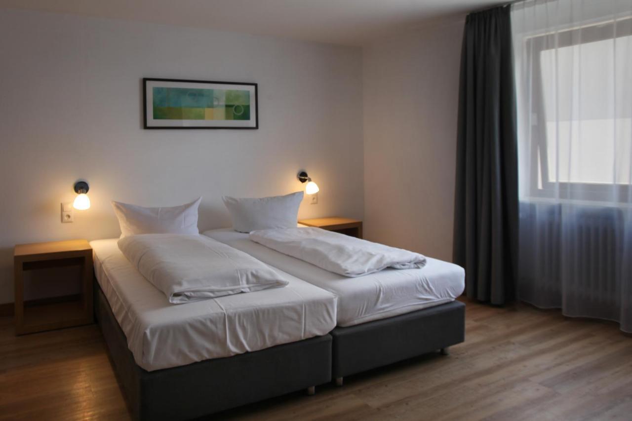 Hotel Gasthof Metzgerei Lamm - Benedikt Rueckel Geiselwind Εξωτερικό φωτογραφία