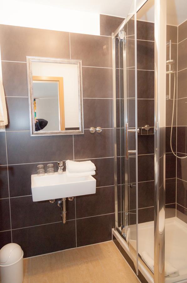 Hotel Gasthof Metzgerei Lamm - Benedikt Rueckel Geiselwind Εξωτερικό φωτογραφία